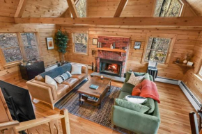 Lakefront Log Cabin, Private Lake Access w/Peloton